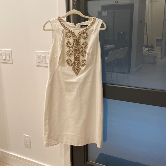 White and gold dress - Picture 1 of 1